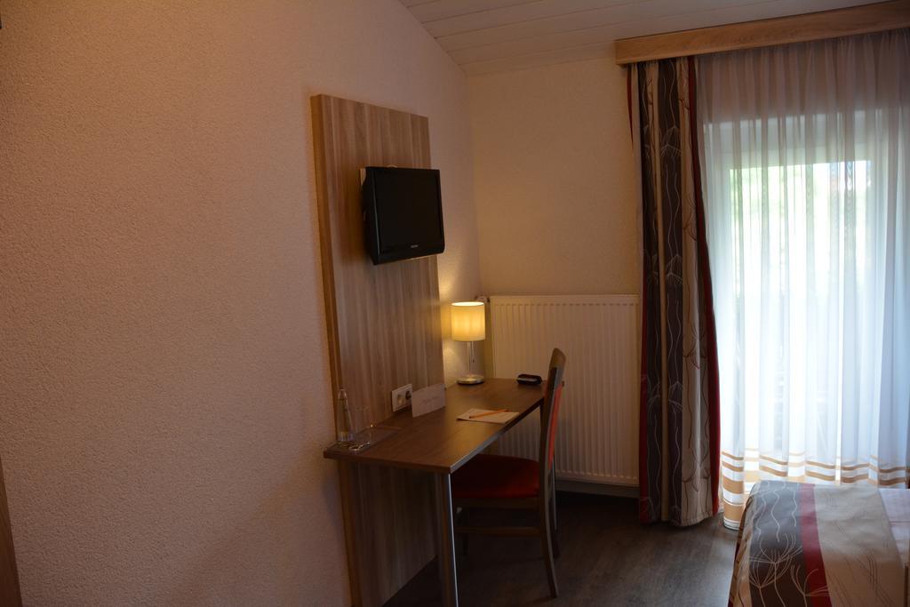 Alpina Hotel Rosenheim Exteriör bild