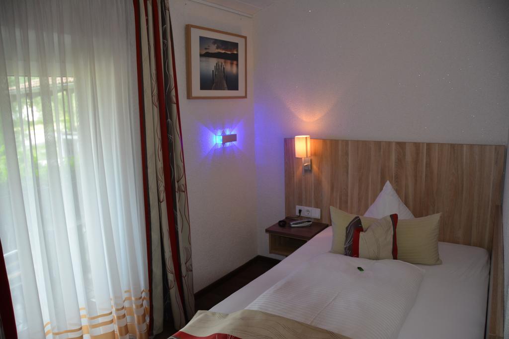 Alpina Hotel Rosenheim Exteriör bild