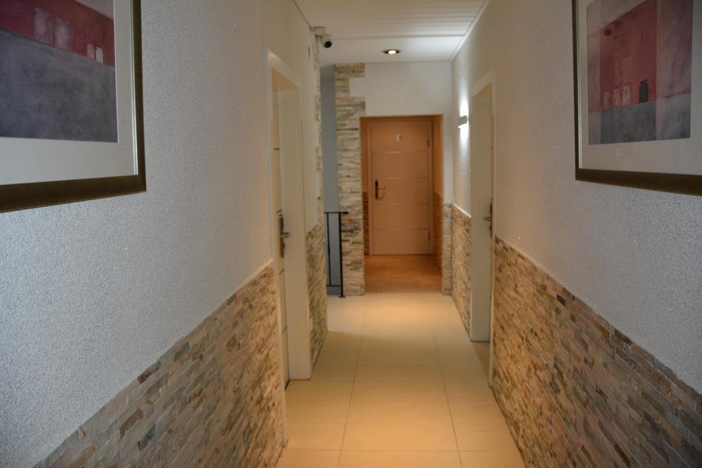 Alpina Hotel Rosenheim Exteriör bild